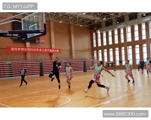 西安篮球队在冠军赛中的耐力之战展现出顽强拼搏精神与团队协作能力 西安篮球队在冠军赛中的耐力之战展现出顽强拼搏精神与团队协作能力